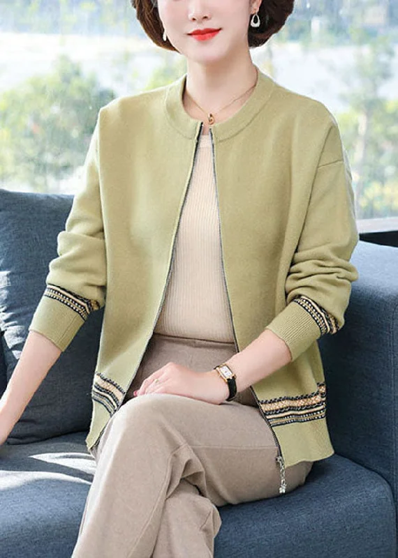 Women Green O-Neck Zip Up Woolen Jackets Long Sleeve Front Pockets Side Pockets Patch Pockets