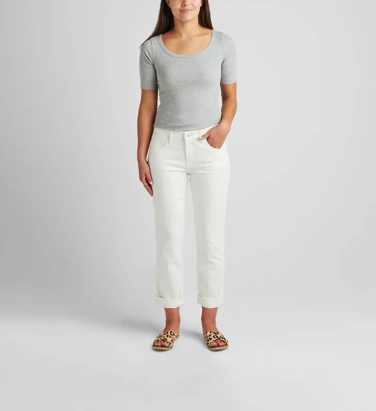 Carter Girlfriend Mid Rise Jean In White Fashionable Vintage Wash Jeans