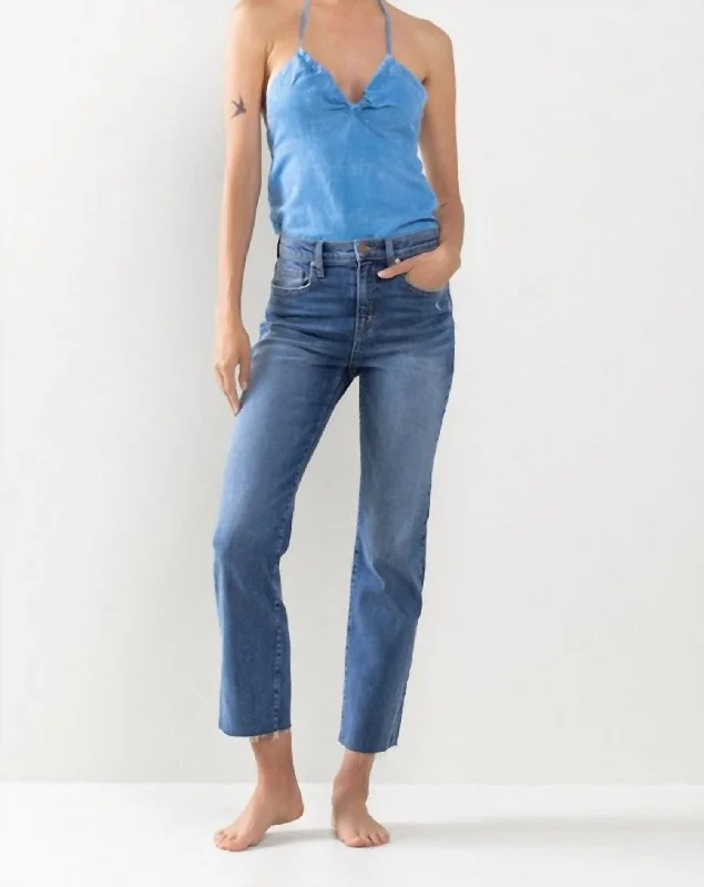 Jenna Cropped Raw Hem Jeans In Medium Wash Fashionable Straight Fit Denim